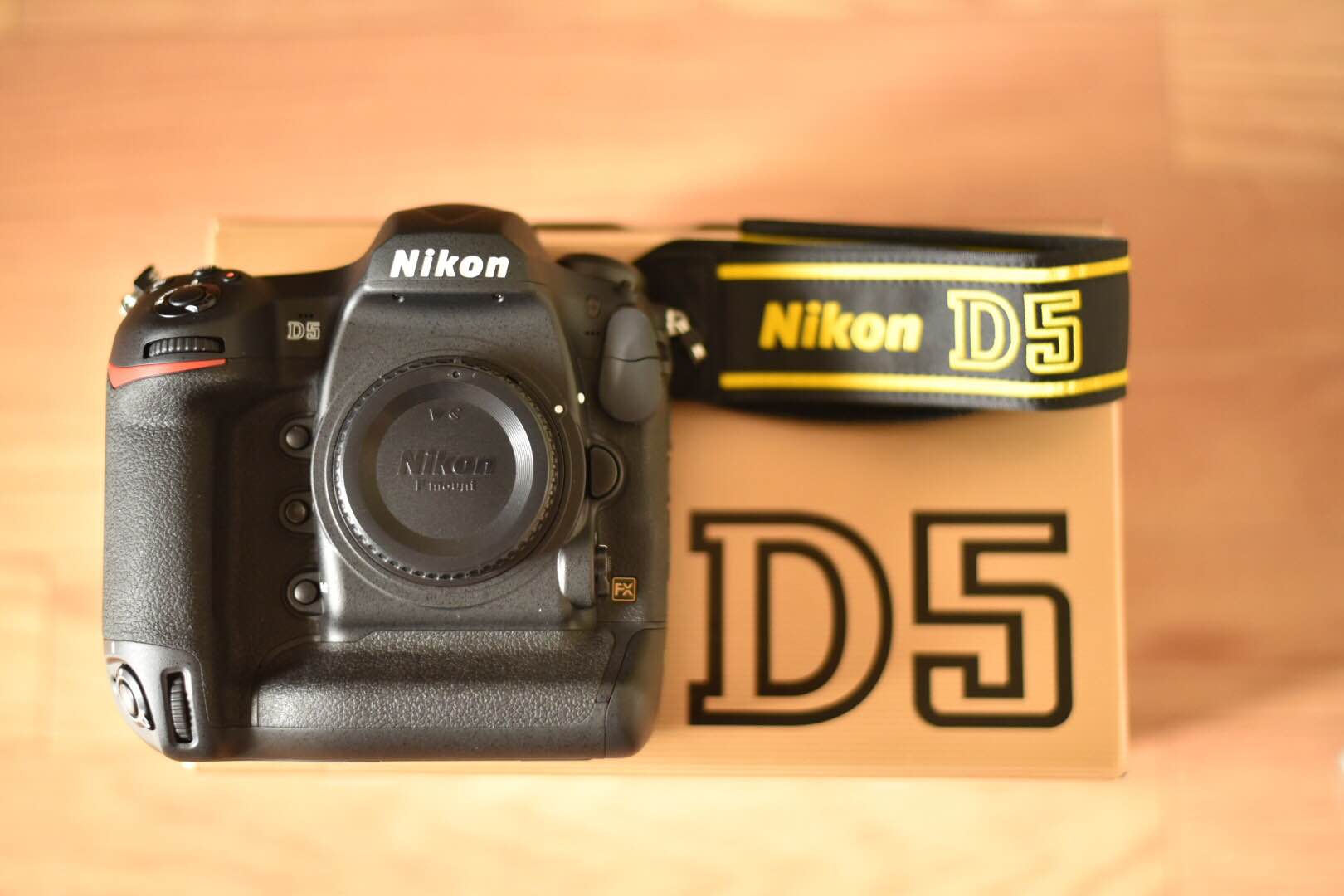 フルサイズ機最強機種！ついにニコン（Nikon）D５を買ってしまいました 