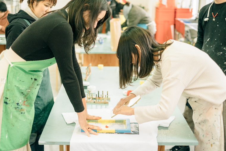 野崎が刷ります