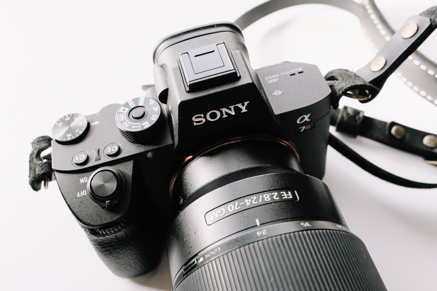 4K動画の撮れるフルサイズの高画素ミラーレスカメラ SONY（ソニー 