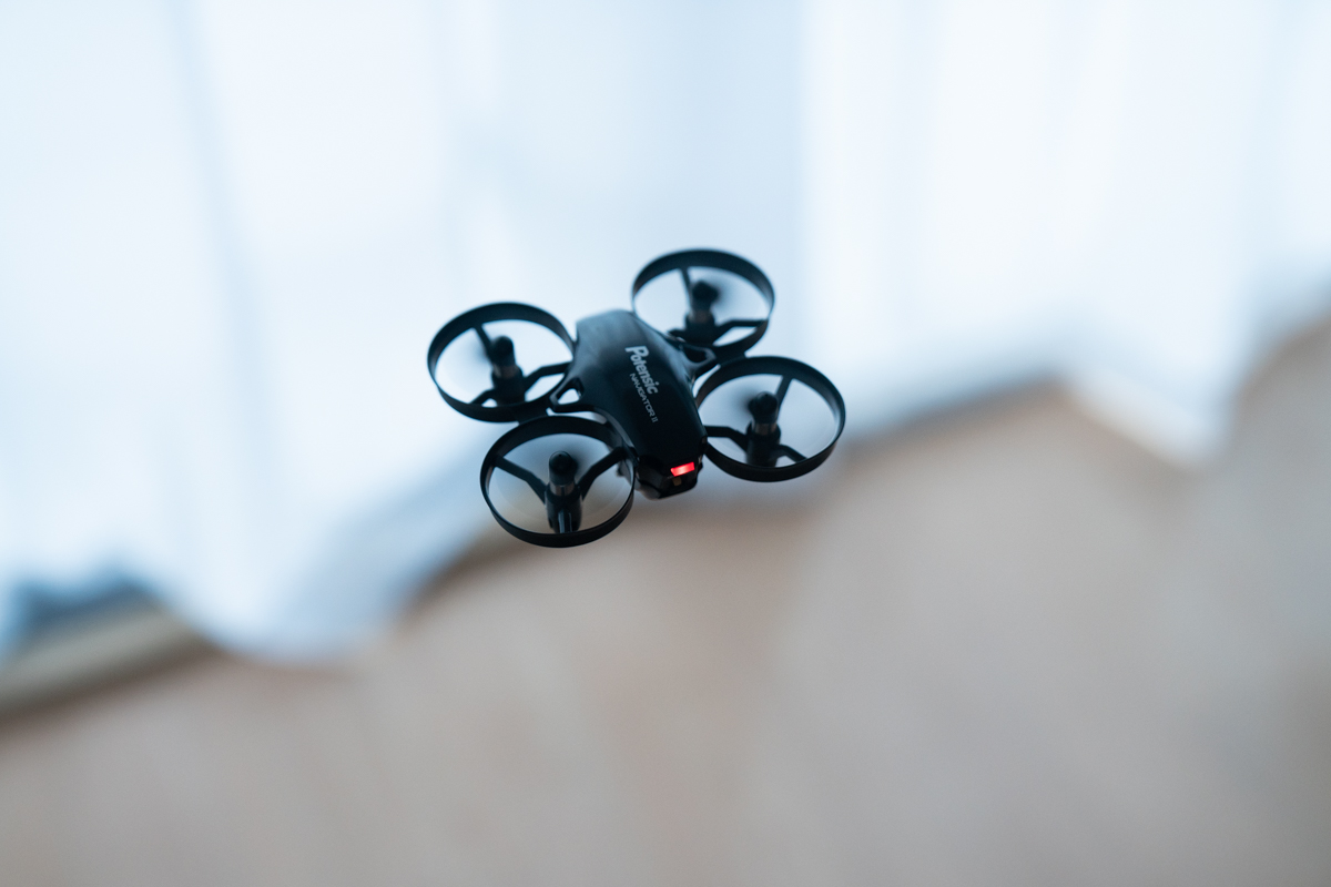飛んだドローン