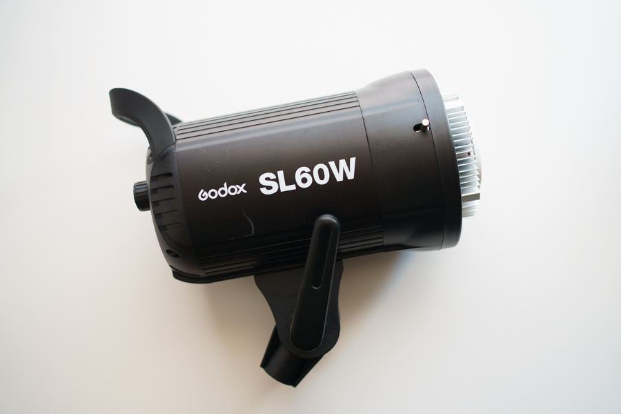 写真や動画撮影時におすすめの定常光『Godox SL60W』レビュー | 関西写真部SHARE