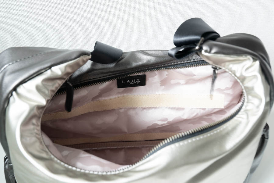 LAUT カメラバッグ