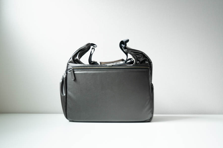 LAUT カメラバッグ