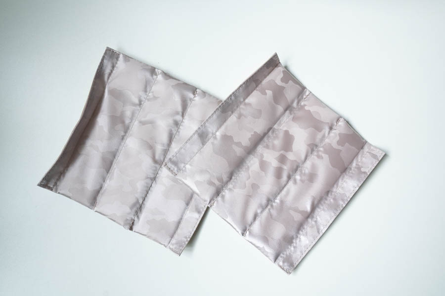 LAUT カメラバッグ