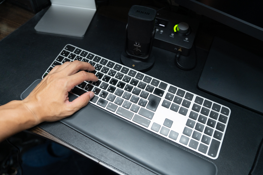 手元が明るくなる