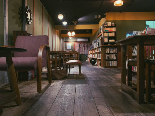 京都のブックカフェ