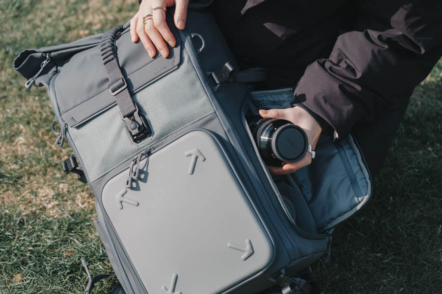 Ulanzi ハードシェルカメラバックパック