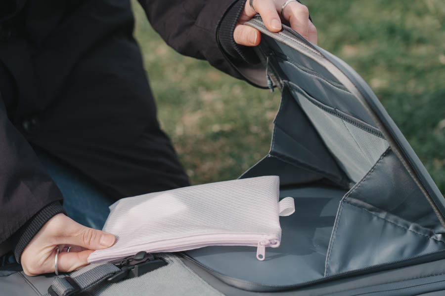 Ulanzi ハードシェルカメラバックパック