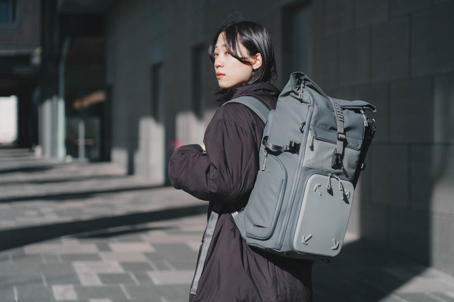 Ulanzi ハードシェルカメラバックパック