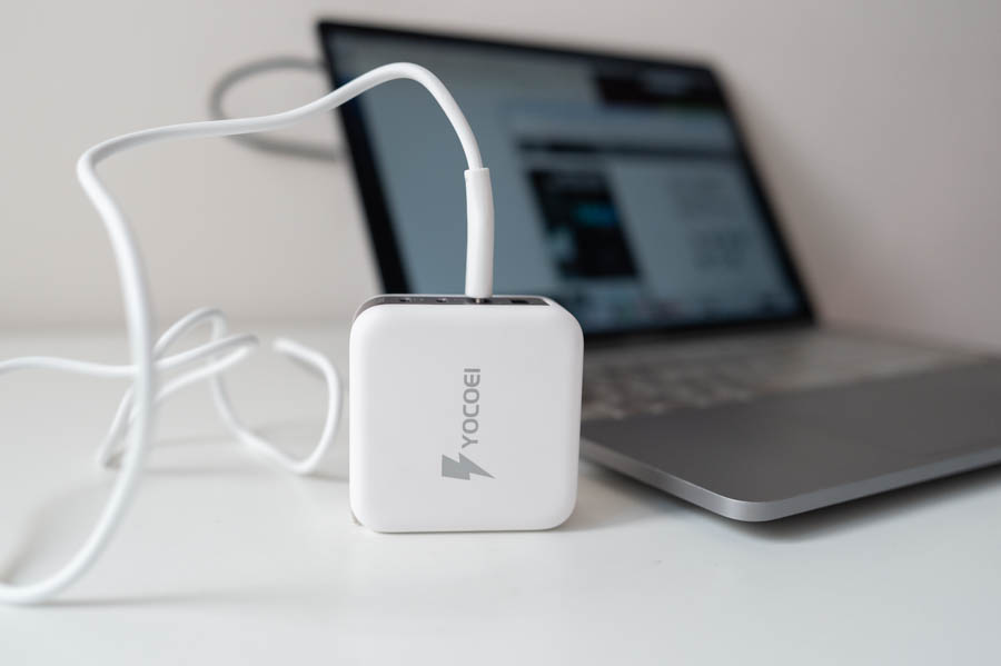 4ポート搭載の神アイテム「YOCOEI 140W PD充電器」でコンセント地獄から解放